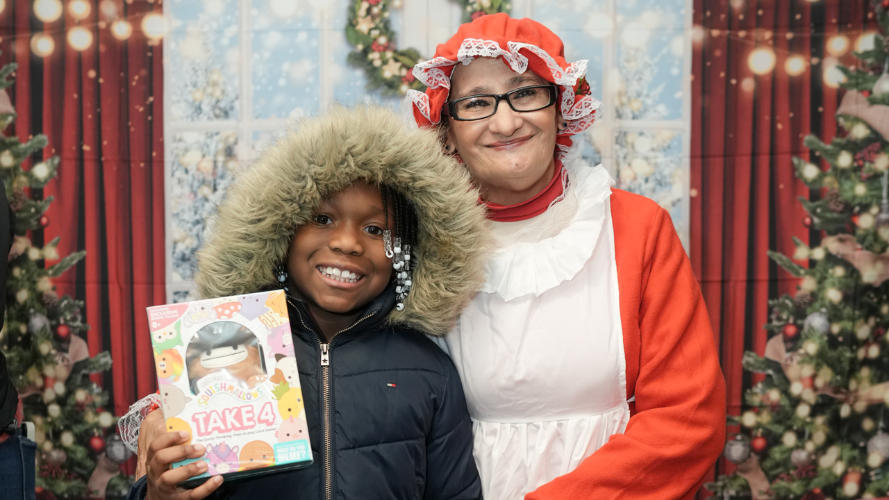 Christmas Joy at Betances Houses and Grand Street Guild