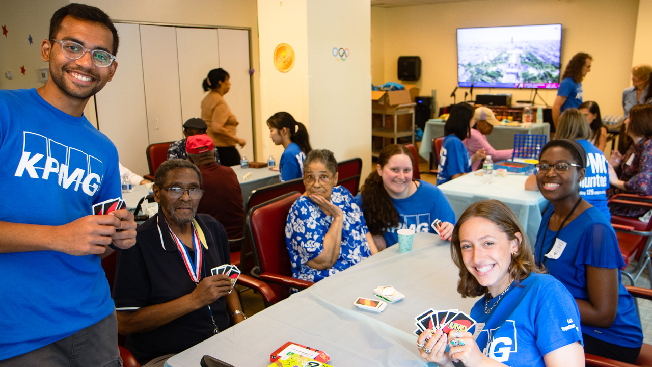 KPMG Volunteers at Vista on 5th